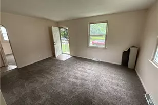 4443 Eichelberger Ave, Dayton, OH 45406 - Photo 4