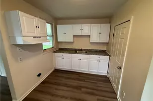 4443 Eichelberger Ave, Dayton, OH 45406 - Photo 6