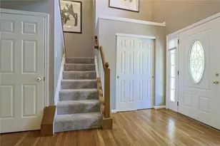 5801 Longbow Dr, Hamilton, OH 45011 - Photo 6
