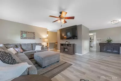 4225 Fernbrook Street, Kettering, OH 45440 - Photo 6