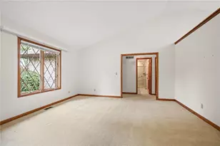 7630 Essington Cir, Washington Twp, OH 45459 - Photo 12