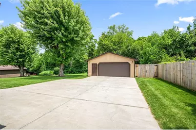 7630 Essington Circle, Washington Twp, OH 45459 - Photo 46