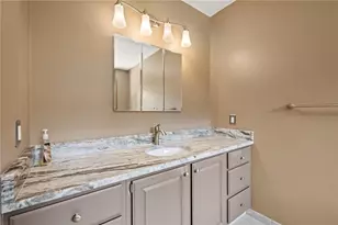 7630 Essington Cir, Washington Twp, OH 45459 - Photo 26