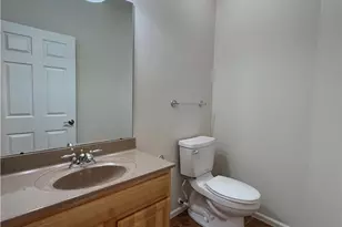 3658 Lilac Ln, Beavercreek, OH 45431 - Photo 6