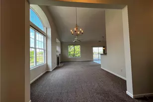 3658 Lilac Ln, Beavercreek, OH 45431 - Photo 4