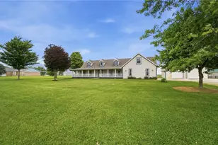 1710 Irvin Rd, Jamestown Vlg, OH 45335 - Photo 8