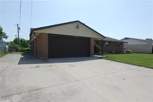 6338 Blue Ash Rd, Butler Twp, OH 45414 - Photo 2
