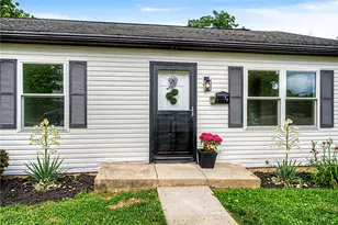71 N Alder St, Dayton, OH 45417 - Photo 2