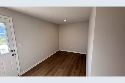 4028 Hemlock Court, Huber Heights, OH 45424 - Photo 4