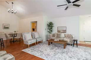 41 Aberdeen Village Dr, Beavercreek, OH 45430 - Photo 16