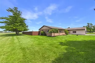 4633 Burkholder Rd, Franklin Twp, OH 45331 - Photo 2