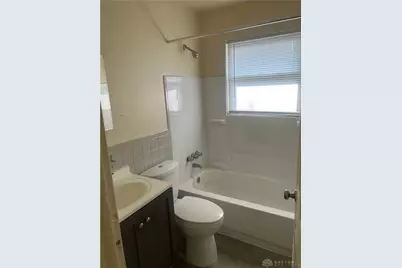 1315 Chardon Court, Dayton, OH 45403 - Photo 8