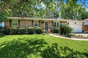 692 W Truesdell St, Wilmington, OH 45177 - Photo 2