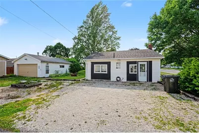 801 Boal Avenue, Piqua, OH 45356 - Photo 2