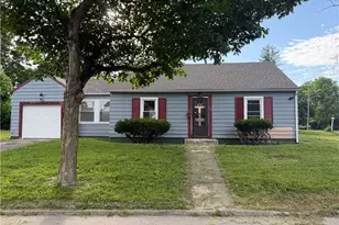 1402 Shaftesbury Rd, Dayton, OH 45406 - Photo 2