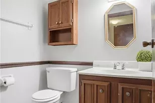 2033 Meadowside Ln, Washington Twp, OH 45458 - Photo 20
