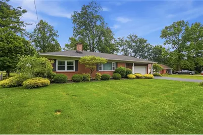 316 S Tecumseh Road, Bethel Twp, OH 45506 - Photo 8