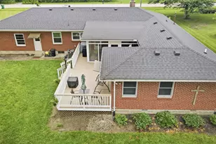 316 S Tecumseh Rd, Bethel Twp, OH 45506 - Photo 6