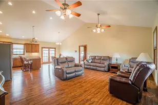 6680 Jordan Rd, Lewisburg, OH 45338 - Photo 8