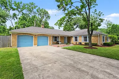 907 Debbie Court, Clayton, OH 45415 - Photo 4