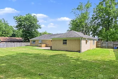 907 Debbie Court, Clayton, OH 45415 - Photo 26