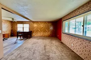 110 W Routzong Dr, Fairborn, OH 45324 - Photo 14