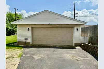 110 W Routzong Drive, Fairborn, OH 45324 - Photo 2