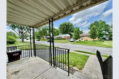 110 W Routzong Drive, Fairborn, OH 45324 - Photo 8
