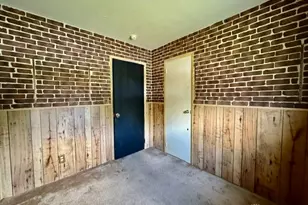 110 W Routzong Dr, Fairborn, OH 45324 - Photo 32