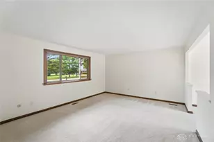 7655 Windham Rd, Bethel Twp, OH 45371 - Photo 4