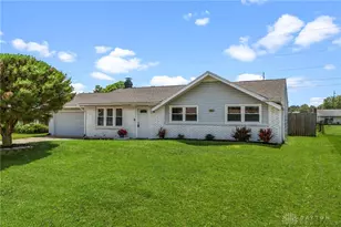 407 E Arlington Dr, Trenton, OH 45067 - Photo 2