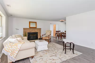 77 Lammers Avenue, Washington Twp, OH 45459 - Photo 8
