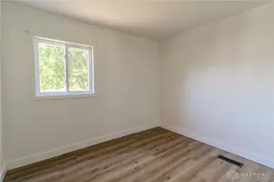 345 Murchison Ln, Riverside, OH 45431 - Photo 18