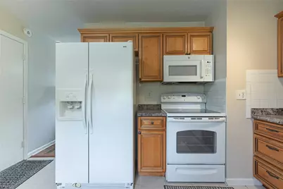 7905 Wescott Avenue, Mad River Twp, OH 45324 - Photo 8