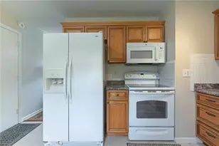 7905 Wescott Ave, Mad River Twp, OH 45324 - Photo 8