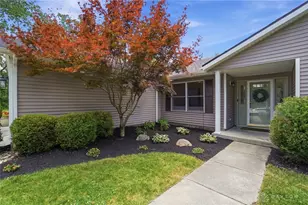 332 Skinner Dr, Trotwood, OH 45426 - Photo 2