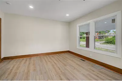 2041 Mayfair Road, Dayton, OH 45405 - Photo 8