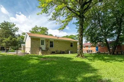 4381 Silverberry Avenue, Dayton, OH 45424 - Photo 8
