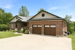 12196 Kilbride Dr, Cincinnati, OH 45251 - Photo 2