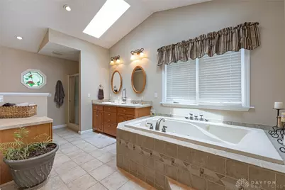 7651 Peters Pike, Butler Twp, OH 45414 - Photo 20