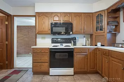 7651 Peters Pike, Butler Twp, OH 45414 - Photo 10