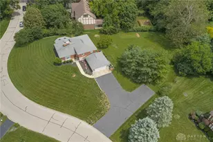 1182 Westridge Rd, Washington Twp, OH 45459 - Photo 2