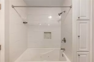2313 Loris Dr, West Carrollton, OH 45449 - Photo 12