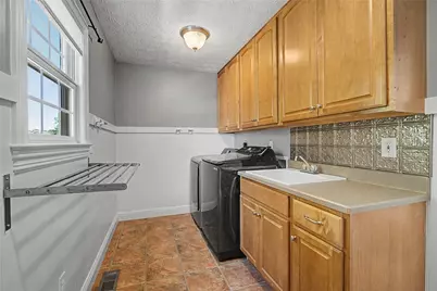 570 Brookmeade Court, Troy, OH 45373 - Photo 28