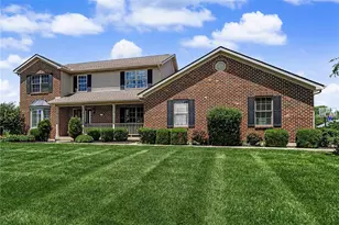 570 Brookmeade Ct, Troy, OH 45373 - Photo 2