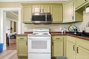 152 S McGee St, Dayton, OH 45403 - Photo 18