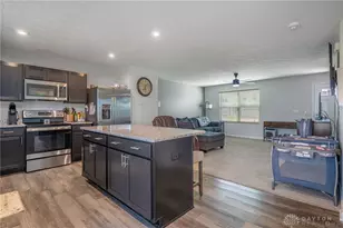 6023 Aviation Trl, Moraine, OH 45439 - Photo 2