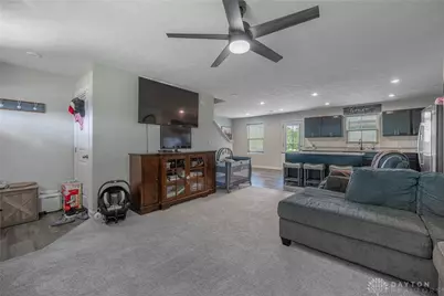 6023 Aviation Trail, Moraine, OH 45439 - Photo 10