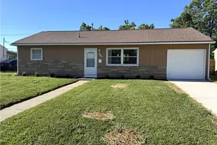 869 Foley Dr, Vandalia, OH 45377 - Photo 2