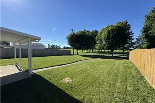 869 Foley Dr, Vandalia, OH 45377 - Photo 4